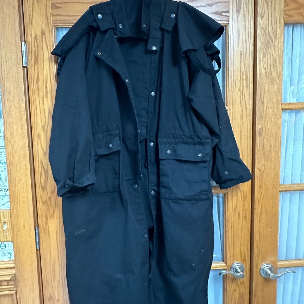 men’s black duster size XXL. new. tag taken off to wash